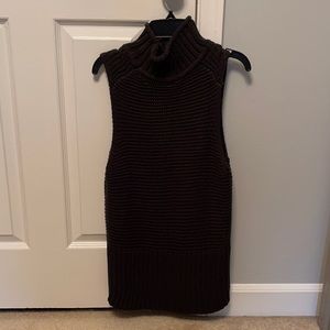 Gap Sleeveless Turtleneck